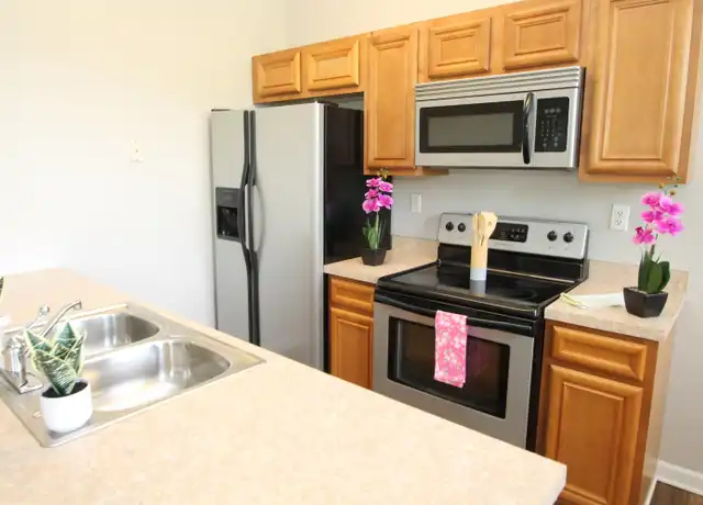 Property at 6450 Pleasant St #106, South Park Township, PA, 15129, 2 beds, 1 bath, [object Object]