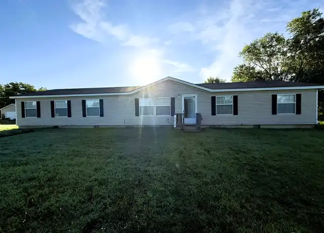 Property at 8650 S Hydraulic St, Haysville, KS, 67060, 4 beds, 2 baths, [object Object]