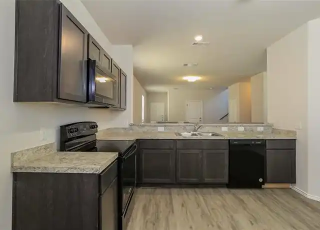 Property at 5528 Eagle Point Dr, Fort Worth, TX, 76119, 4 beds, 2.5 baths, [object Object]