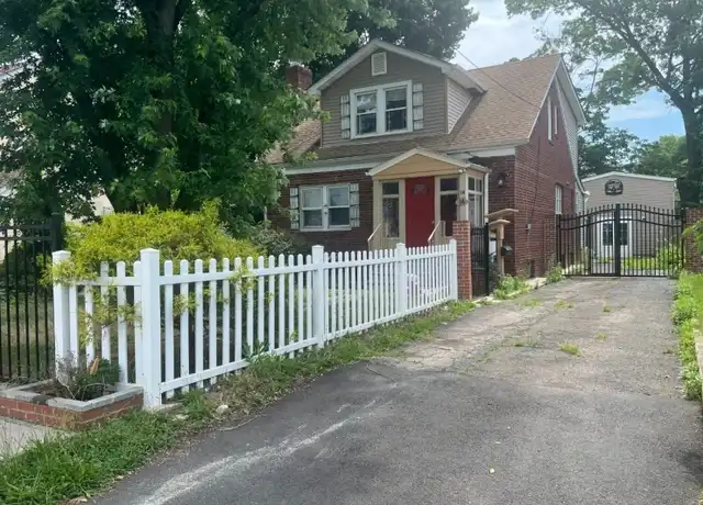Property at 14 Crescent Ter, Belleville, NJ, 07109, 3 beds, 1 bath, [object Object]