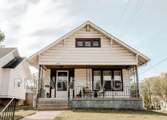 Property at 1201 SW Jewell Ave, Topeka, KS, 66604, 3 beds, 1 bath, [object Object]