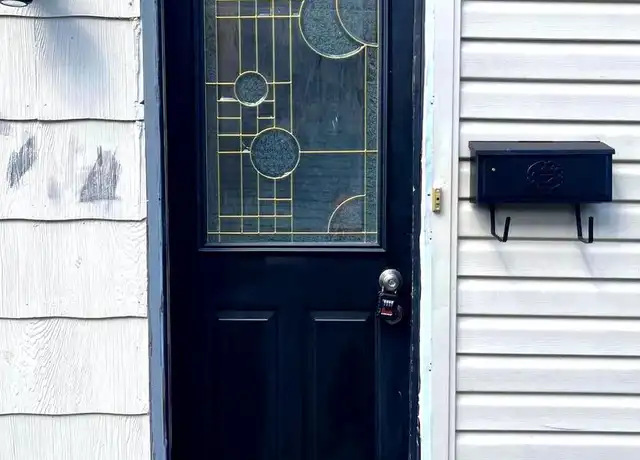 Property at 73 Byberry Rd Unit 2ND FLOOR, Hatboro, PA, 19040, 3 beds, 1 bath, [object Object]