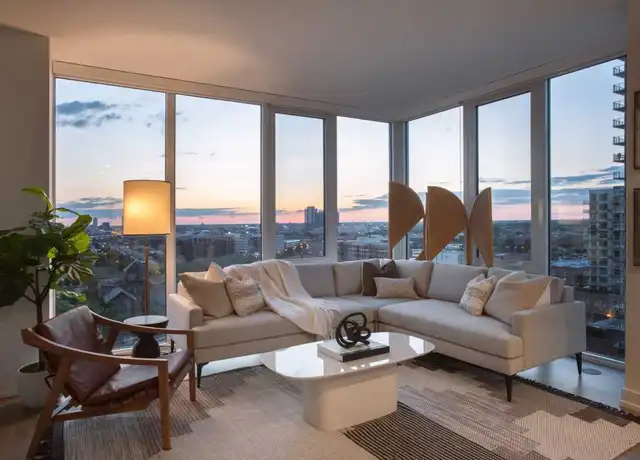 Property at 202 W Hill St Unit 3-3, Chicago, IL, 60610, 3 beds, 3 baths, [object Object]