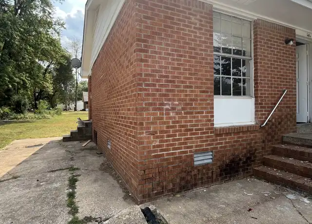 Property at 606 Austin St Unit 1, Brownsville, TN, 38012, 3 beds, 1 bath, [object Object]