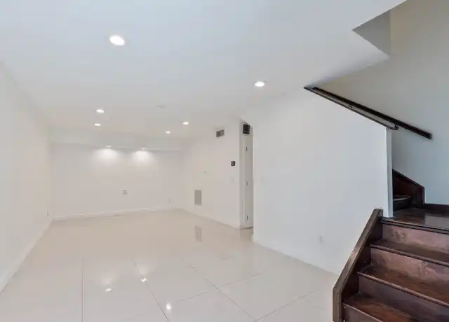 Property at 4576 SW 139th Ct, Miami, FL, 33175, 3 beds, 2.5 baths, [object Object]