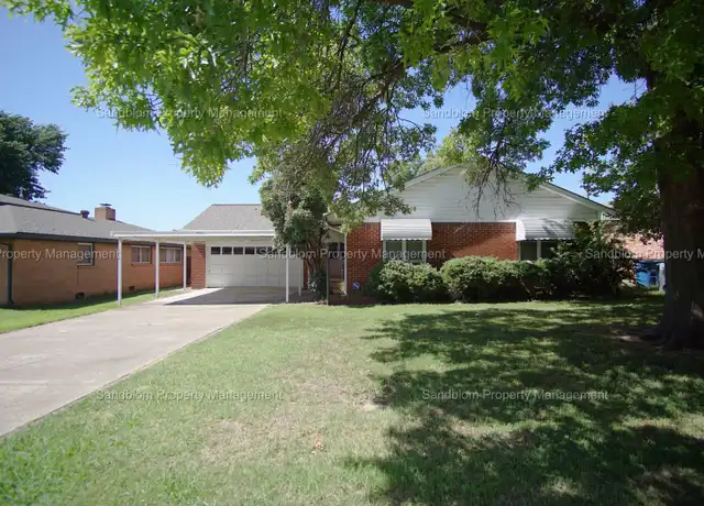 Property at 4821 E 35th St, Tulsa, OK, 74135, 3 beds, 2 baths, [object Object]