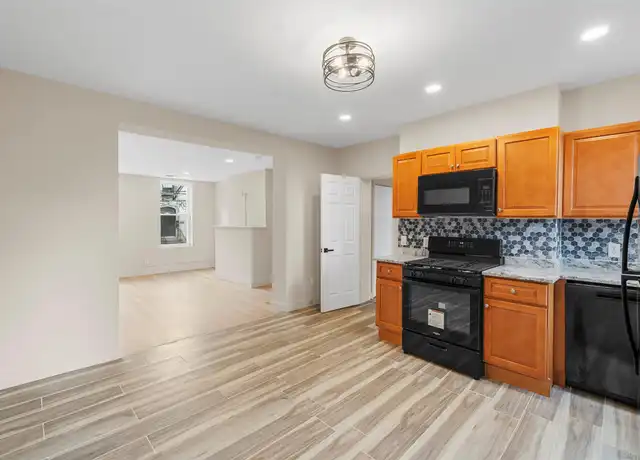 Property at 135 3rd St Unit 2, Newburgh, NY, 12550, 2 beds, 1 bath, [object Object]