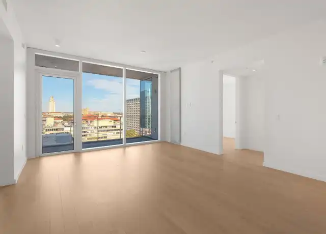 Property at 313 W 17th St, Austin, TX, 78701, 2 beds, 2 baths, [object Object]