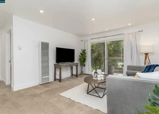 Property at 5305 Ridgeview Cir #8, El Sobrante, CA, 94803, 1 bed, 1 bath, [object Object]
