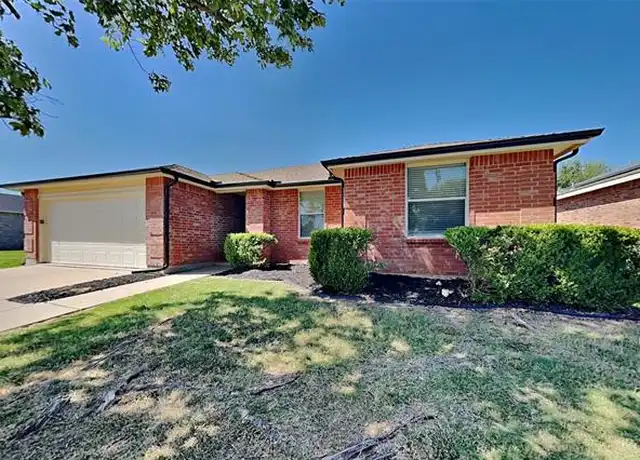 Property at 1423 Queen Annes Dr, Burleson, TX, 76028, 3 beds, 2 baths, [object Object]