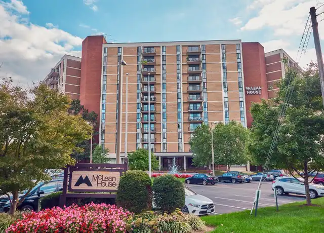 Property at 6800 Fleetwood Rd #312, Mc Lean, VA, 22101, 2 beds, 2 baths, [object Object]
