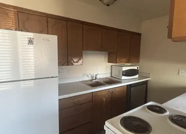 Property at 1569 Riviera Dr, Idaho Falls, ID, 83404, 1 bed, 1 bath, [object Object]