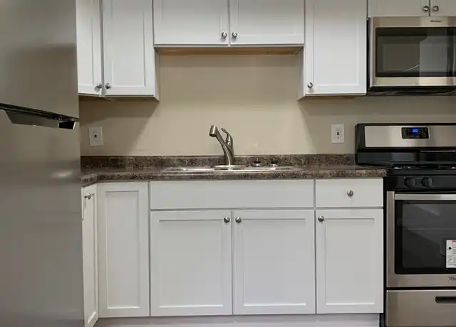 Property at 3211 N 6th St Unit 1, Minneapolis, MN, 55412, 2 beds, 1 bath, [object Object]