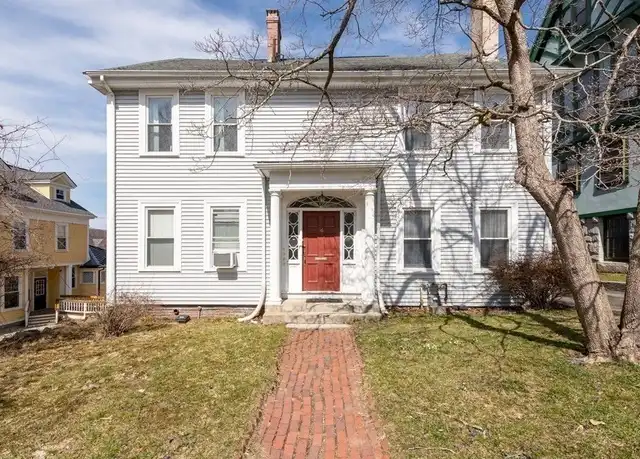 Property at 36 Cedar St Unit 1A, Worcester, MA, 01609, 1 bed, 1 bath, [object Object]
