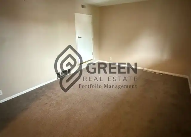 Property at 2779 Cooper Dr Unit 10, Kankakee, IL, 60901, 2 beds, 1 bath, [object Object]