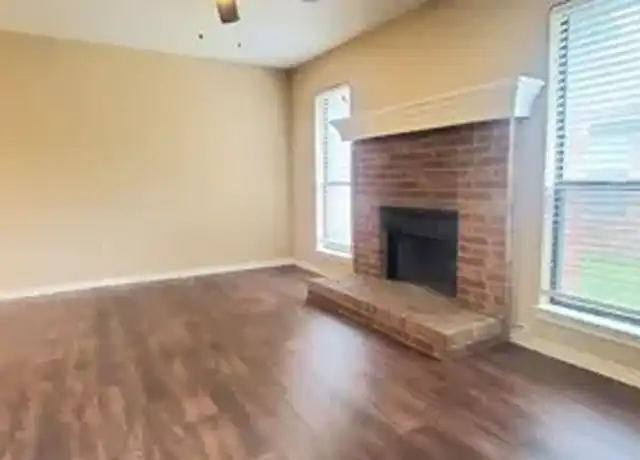 Property at 1432 Briar Cir, Crowley, TX, 76036, 2 beds, 2 baths, [object Object]