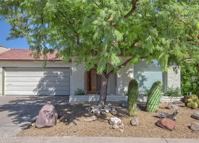 Property at 7842 E Mackenzie Dr, Scottsdale, AZ, 85251, 2 beds, 2 baths, [object Object]