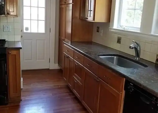 Property at 7 Jackson Ter #7, Newton, MA, 02458, 2 beds, 1 bath, [object Object]