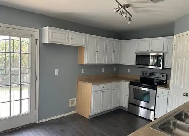 Property at 5001 Mountain Spring Trl, Fort Worth, TX, 76123, 2 beds, 2 baths, [object Object]