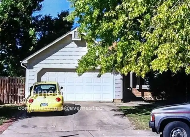 Property at 3904 S Espana St, Aurora, CO, 80013, 3 beds, 2 baths, [object Object]