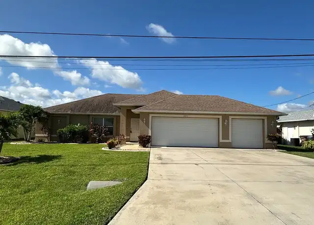 Property at 2202 SE 8th St, Cape Coral, FL, 33990, 3 beds, 2 baths, [object Object]
