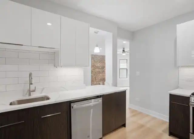 Property at 7514 N Eastlake Ter Unit 7512-2W, Chicago, IL, 60626, 2 beds, 1 bath, [object Object]
