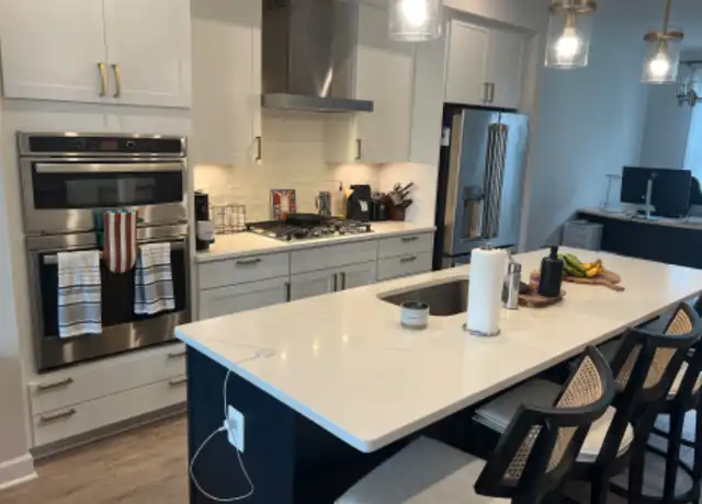 Property at 2820 Dart Dr, Alexandria, VA, 22306, 1 bed, 1 bath, [object Object]