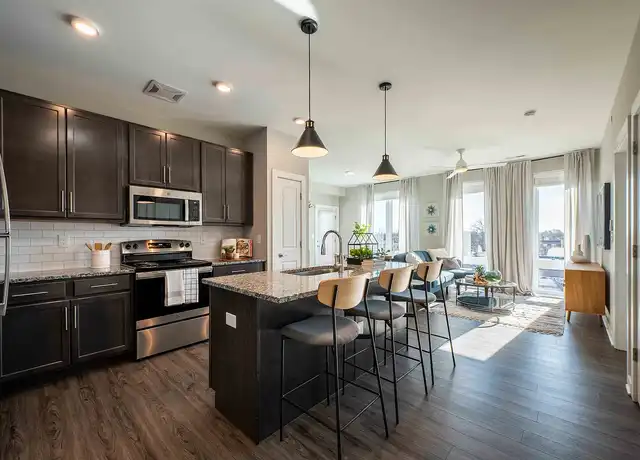 Property at HaNoBe - 6211 Hamilton Ave, Cincinnati, OH, 45224, 1-2 bed, 1-2 bath, [object Object]
