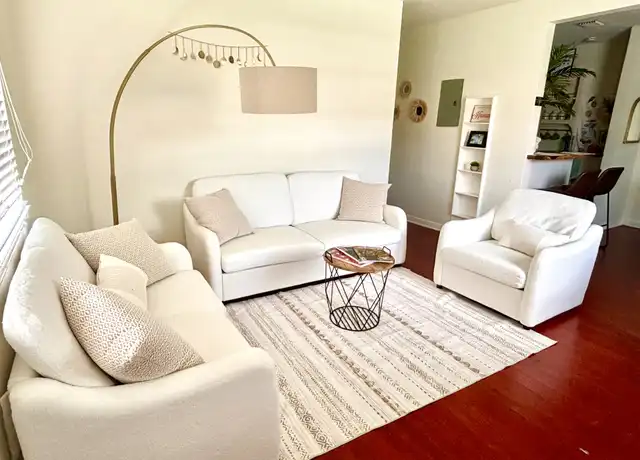 Property at 1620 NW 8th St, Miami, FL, 33125, 3 beds, 2 baths, [object Object]
