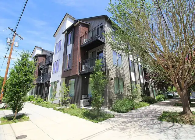 Property at 1111 SE Tenino St, Portland, OR, 97202, 1 bed, 1 bath, [object Object]