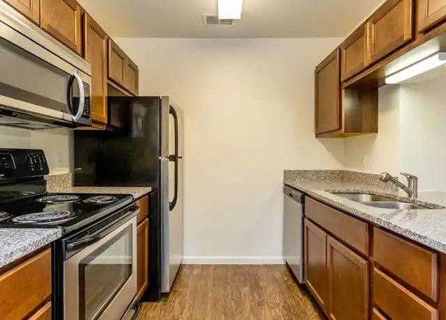 Property at Bexley Village Apartments - 700 Bexley Pl, Greenwood, IN, 46143, 1-2 bed, 1-2 bath, [object Object]