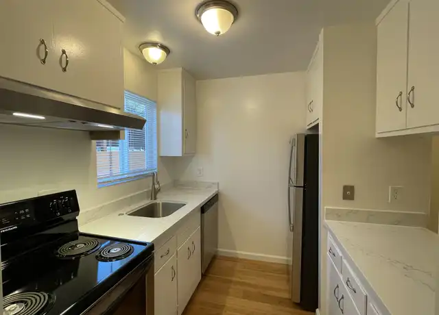 Property at 1162 Saranap Ave Unit 7A, Walnut Creek, CA, 94595, 2 beds, 1 bath, [object Object]