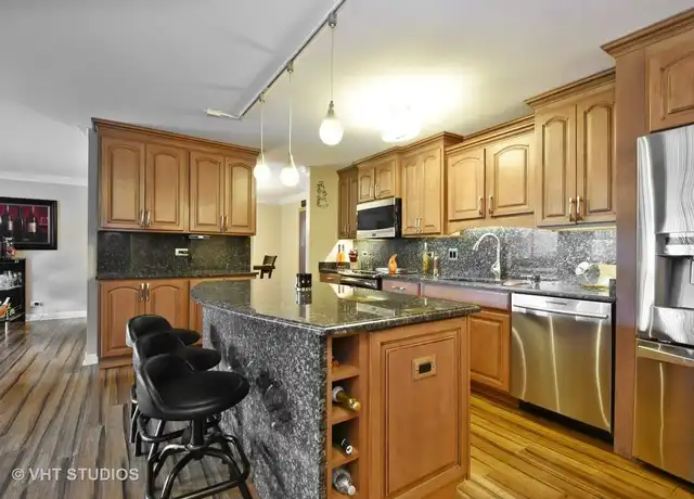 Property at 1605 E Central Rd Unit 121C, Arlington Heights, IL, 60005, 3 beds, 2 baths, [object Object]