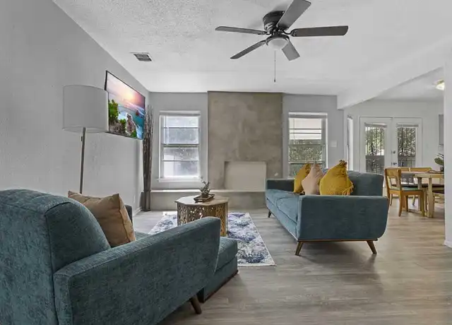 Property at 6522 Magic Oaks Unit 2D, San Antonio, TX, 78239, 6 beds, 2 baths, [object Object]