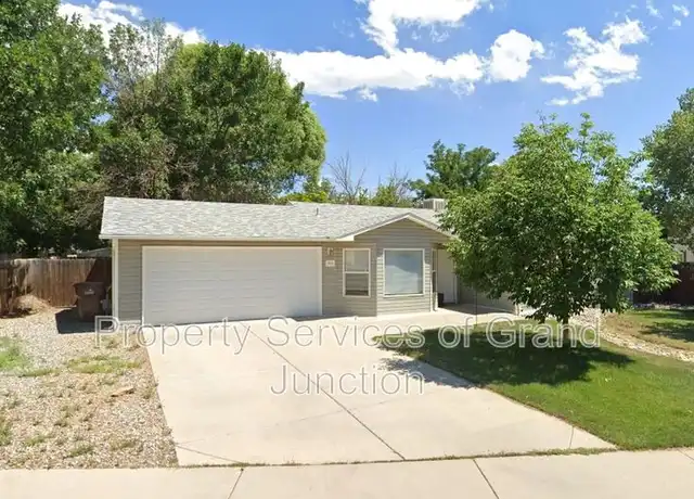 Property at 448 Countryside Ln, Grand Junction, CO, 81504, 3 beds, 2 baths, [object Object]