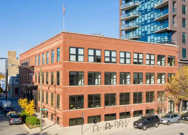 Property at 1040 W Huron St Unit 307, Chicago, IL, 60642, 1 bed, 1 bath, [object Object]