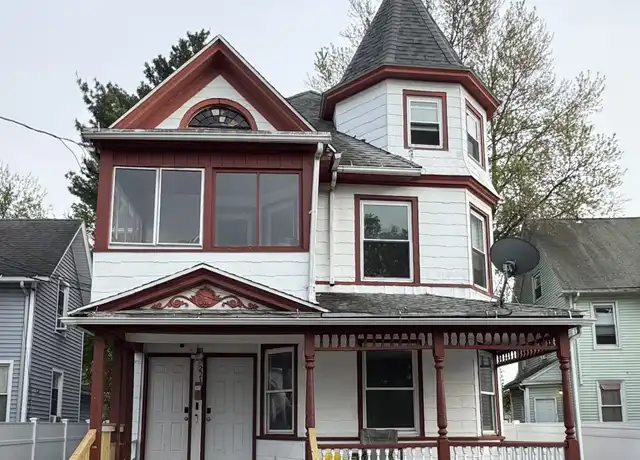 Property at 223 Cottage St Unit 1, Bridgeport, CT, 06605, 3 beds, 1 bath, [object Object]
