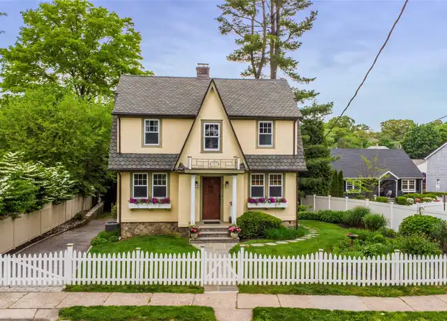 Property at 157 Rockland Ave, Mamaroneck, NY, 10543, 4 beds, 3.5 baths, [object Object]