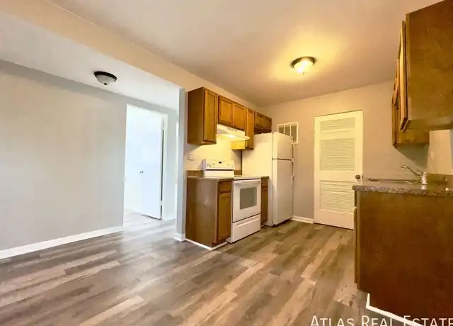 Property at 930 W Moreno Ave Unit 3, Colorado Springs, CO, 80905, 2 beds, 1 bath, [object Object]