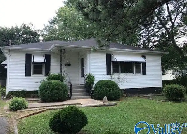 Property at 1002 Carolyn Dr NW, Huntsville, AL, 35816, 3 beds, 1 bath, [object Object]