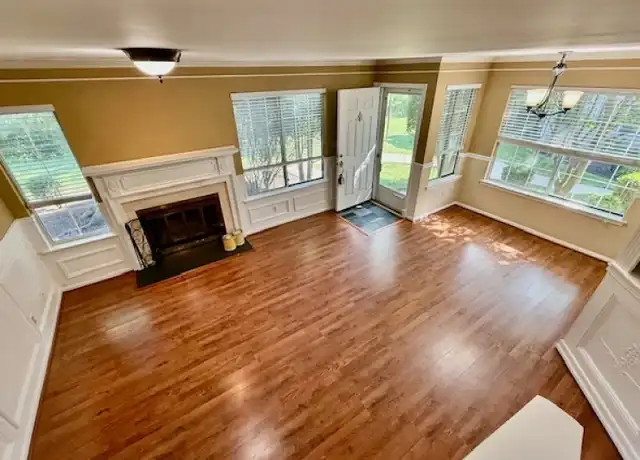 Property at 28 Stevens Ct, Bedminster, NJ, 07921, 2 beds, 2.5 baths, [object Object]