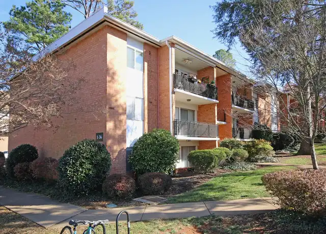 Property at 1800 Jefferson Park Ave #20, Charlottesville, VA, 22903, 2 beds, 1 bath, [object Object]