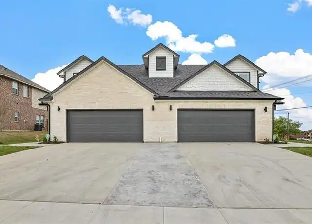 Property at 5016 Villas Dr, Sanger, TX, 76266, 3 beds, 2.5 baths, [object Object]