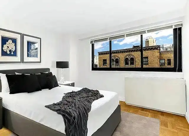 Property at 330 W 45th St Unit 9F, New York, NY, 10036, 2 beds, 1 bath, [object Object]