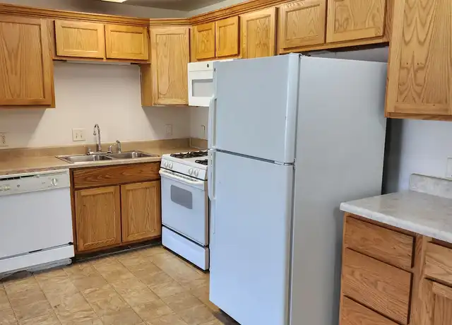 Property at 2120 Hobson Rd Unit A-104, Fort Wayne, IN, 46805, 3 beds, 2 baths, [object Object]