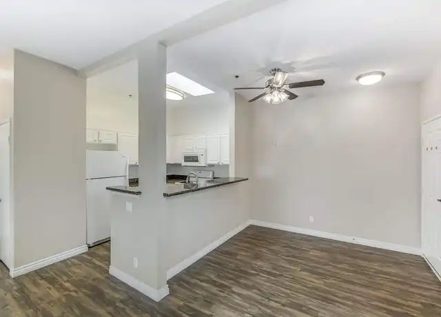 Property at 600 Front St, San Diego, CA, 92101, 1-2 bed, 1-2 bath, [object Object]
