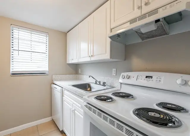 Photo of 5013 E Sligh Ave, Tampa, FL 33617