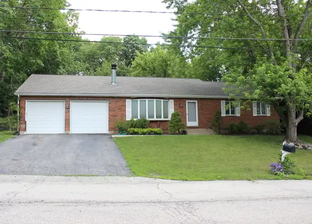 Property at 10 Crestview Dr, Ingleside, IL, 60041, 3 beds, 2 baths, [object Object]