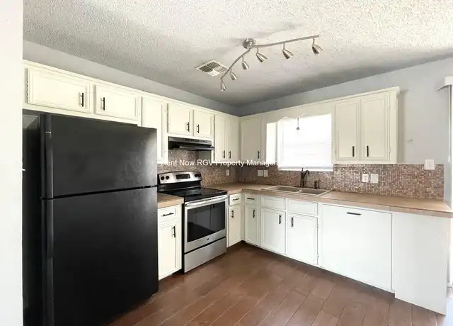 Property at 3030 Ashley Pl Unit 4, Pharr, TX, 78577, 3 beds, 2 baths, [object Object]