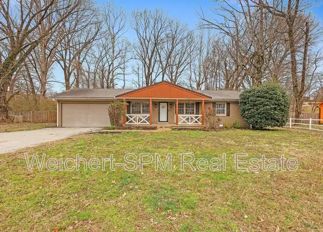 Property at 3120 Old Medina Rd, Jackson, TN, 38305, 3 beds, 2 baths, [object Object]